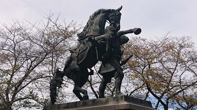 ���R�d����